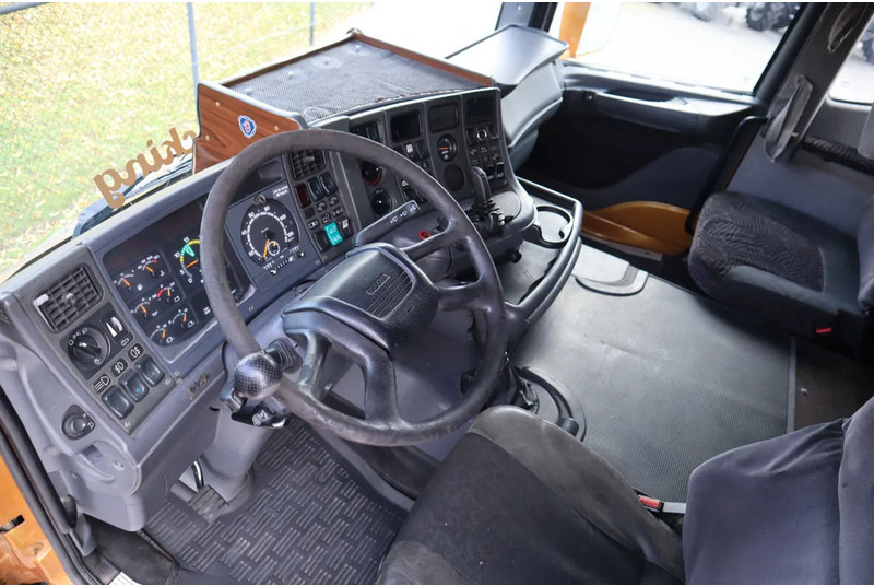 Kamion sa dizalicom Scania R164-580 V8 8X2 | COPMA 990 | JIB | 6+4 EXT | WINCH | REMOTE: slika 17 Kamion sa dizalicom Scania R164-580 V8 8X2 | COPMA 990 | JIB | 6+4 EXT | WINCH | REMOTE: slika 17
