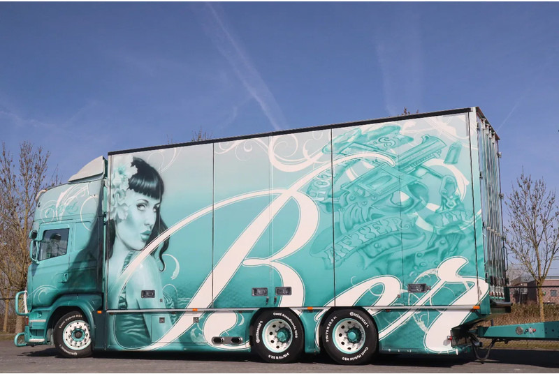 Scania R560 V8 | BERTHONS HOT ROD | CUSTOM SPECIAL TRUCK - Kamion sa zatvorenim sandukom: slika 3 Scania R560 V8 | BERTHONS HOT ROD | CUSTOM SPECIAL TRUCK - Kamion sa zatvorenim sandukom: slika 3