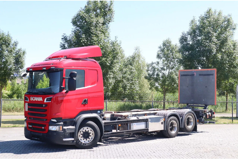 Scania R580 V8 | 6X2 | BDF | RETARDER | TAILLIFT | EURO 6 - Kamion za prevoz kontejnera/ Kamion sa promenjivim sandukom: slika 1 Scania R580 V8 | 6X2 | BDF | RETARDER | TAILLIFT | EURO 6 - Kamion za prevoz kontejnera/ Kamion sa promenjivim sandukom: slika 1