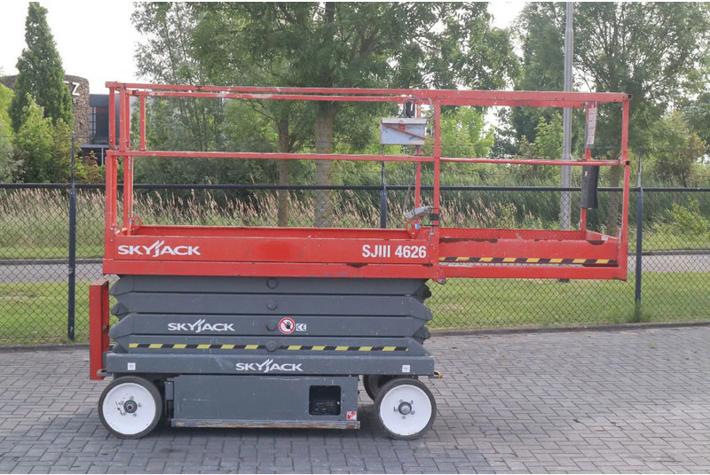Skyjack SJ III 4626 | 9.75 METER | 454 KG - Lift u obliku makaza: slika 4 Skyjack SJ III 4626 | 9.75 METER | 454 KG - Lift u obliku makaza: slika 4