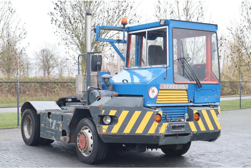 Terberg RT 20 | 4X4 | TERMINAL TRACTOR | DUTCH REG. - Terminalni traktor: slika 5 Terberg RT 20 | 4X4 | TERMINAL TRACTOR | DUTCH REG. - Terminalni traktor: slika 5