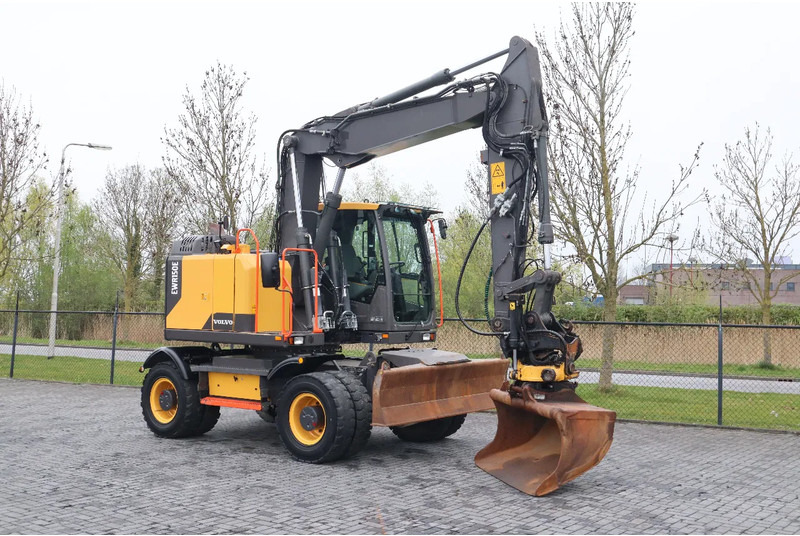 Volvo EWR 150 E | ROTOTILT | BUCKET | TRAILER HYDR - Bager točkaš: slika 5 Volvo EWR 150 E | ROTOTILT | BUCKET | TRAILER HYDR - Bager točkaš: slika 5