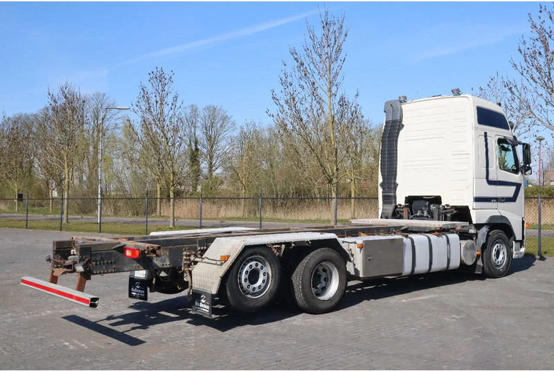Volvo FH 460 | 6X2 | MANUAL | BDF | RETARDER | EURO 6 - Kamion sa golom šasijom i zatvorenom kabinom: slika 5 Volvo FH 460 | 6X2 | MANUAL | BDF | RETARDER | EURO 6 - Kamion sa golom šasijom i zatvorenom kabinom: slika 5