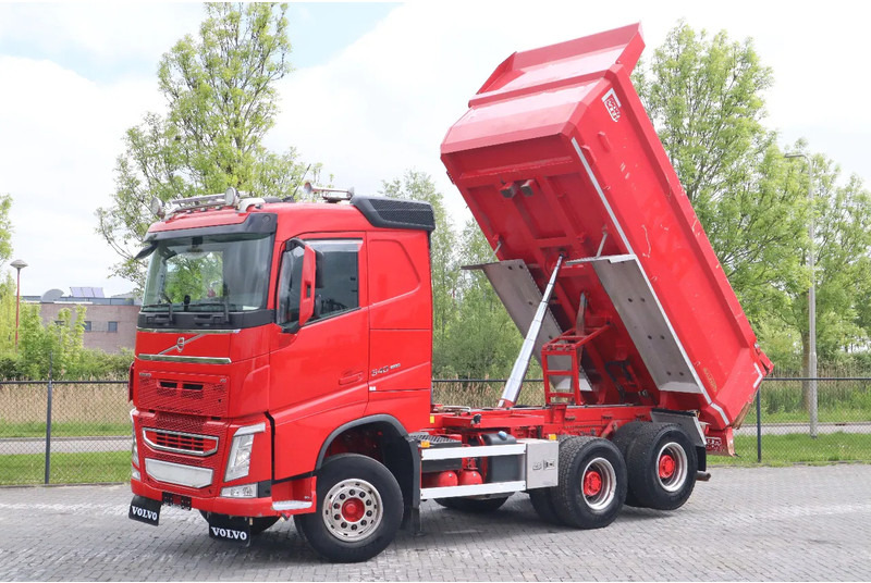 Volvo FH 540 | 6X4 | TANDEMLIFT | BIG AXLES | RETARDER | EURO 6 - Istovarivač: slika 1 Volvo FH 540 | 6X4 | TANDEMLIFT | BIG AXLES | RETARDER | EURO 6 - Istovarivač: slika 1