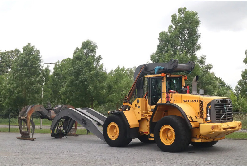 Volvo L180 F HL | HIGH-LIFT | LOG STACKER | HOLZ GRAPPLE - Utovarivač točkaš: slika 3 Volvo L180 F HL | HIGH-LIFT | LOG STACKER | HOLZ GRAPPLE - Utovarivač točkaš: slika 3