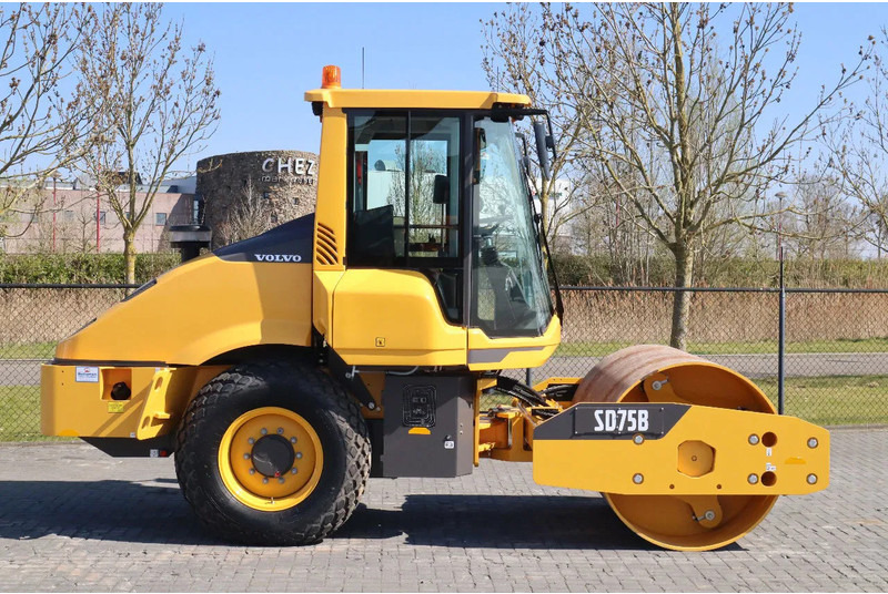 Volvo SD75B | SD 75 B | NEW / UNUSED | 1 YEAR WARRANTY - Kombinovani valjak: slika 4 Volvo SD75B | SD 75 B | NEW / UNUSED | 1 YEAR WARRANTY - Kombinovani valjak: slika 4