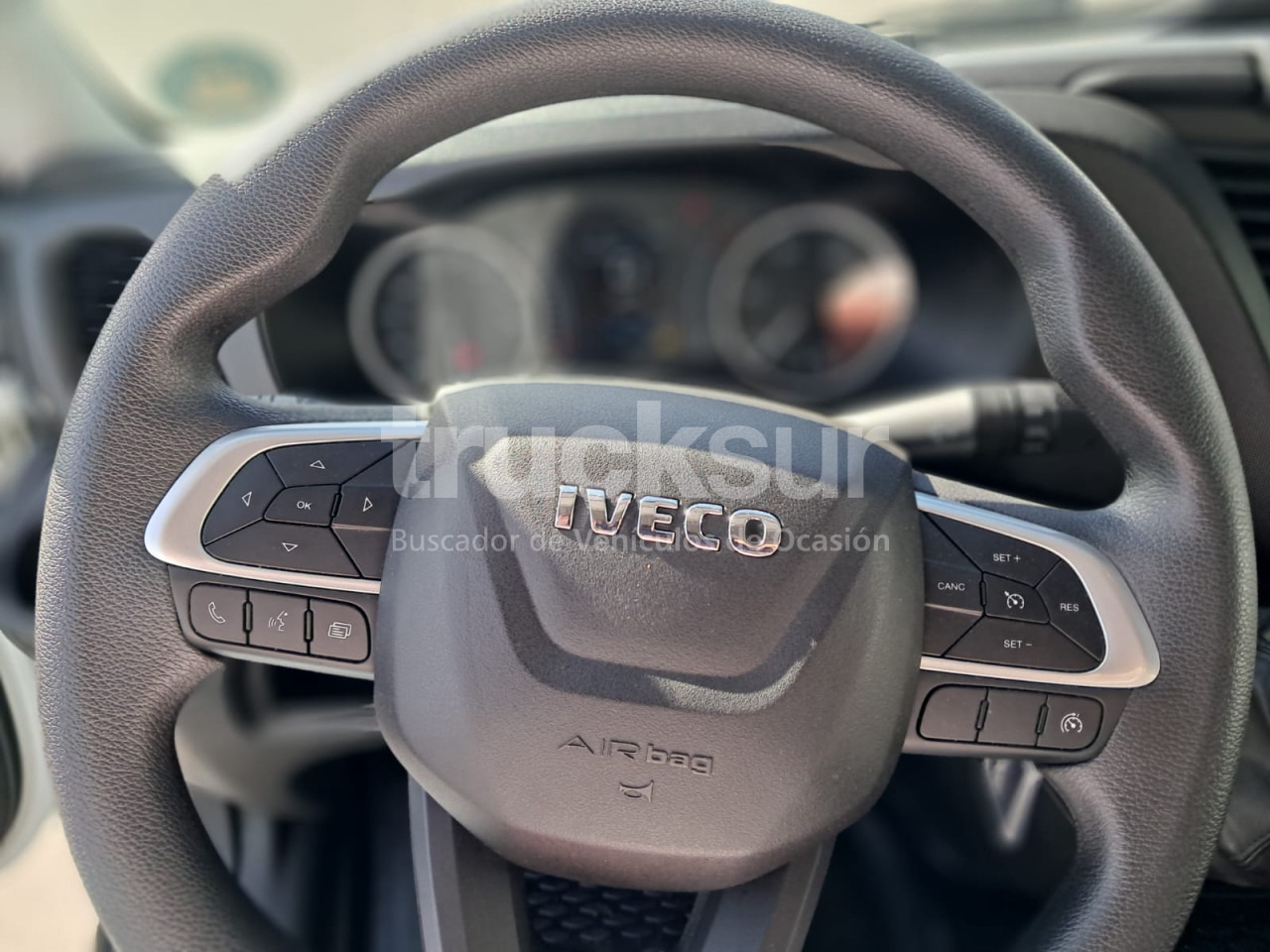 IVECO 35S16 CAMPER IVECO 35S16 CAMPER: slika 9