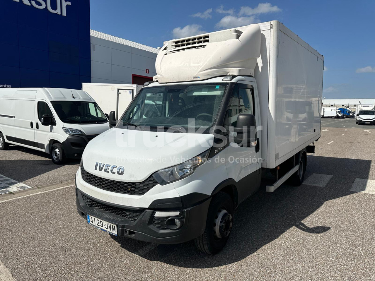 IVECO 70C15 THK - Kamion sa zatvorenim sandukom: slika 2 IVECO 70C15 THK - Kamion sa zatvorenim sandukom: slika 2