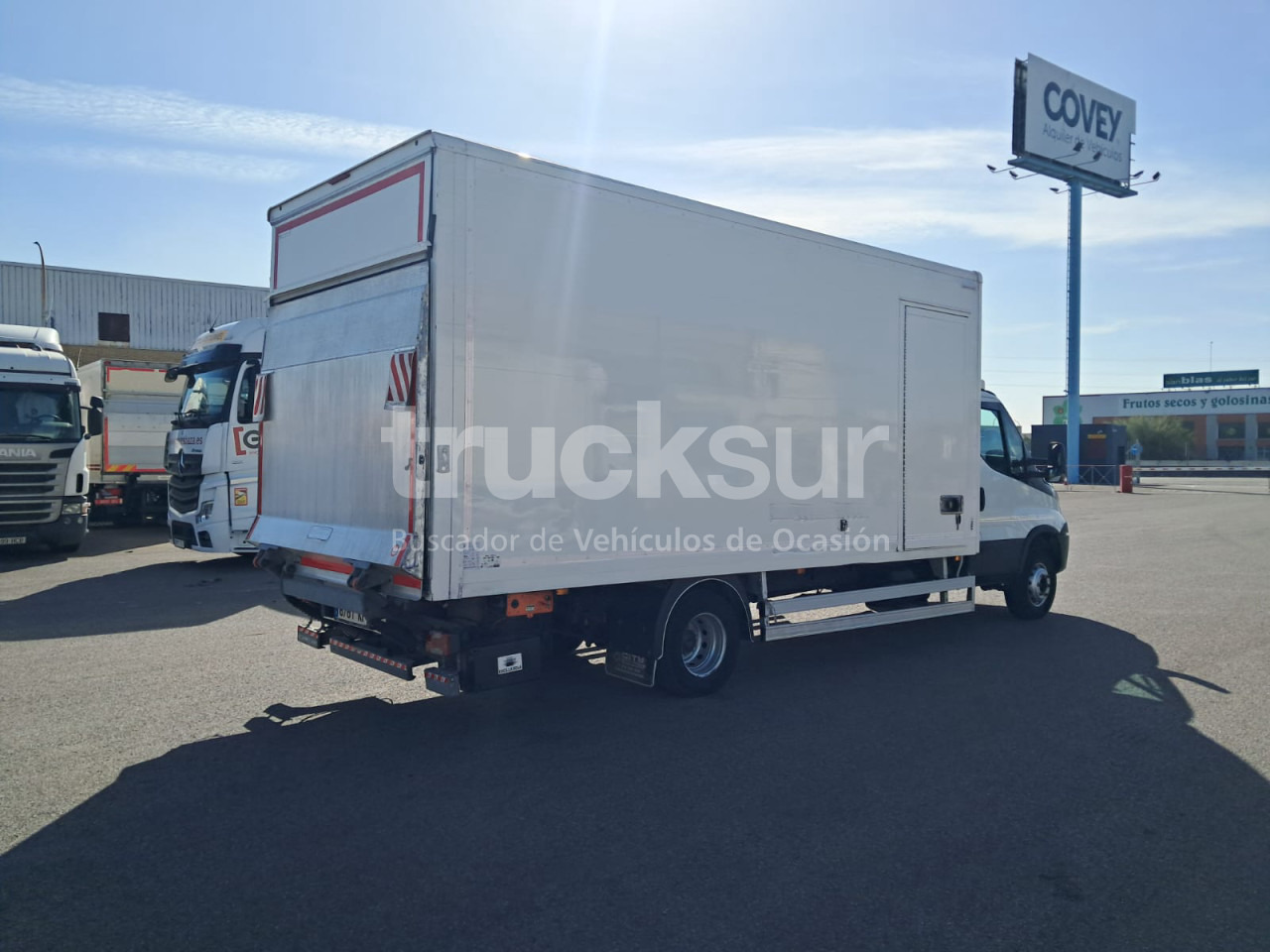 IVECO 72C18 P/E - Kamion sa zatvorenim sandukom: slika 3 IVECO 72C18 P/E - Kamion sa zatvorenim sandukom: slika 3