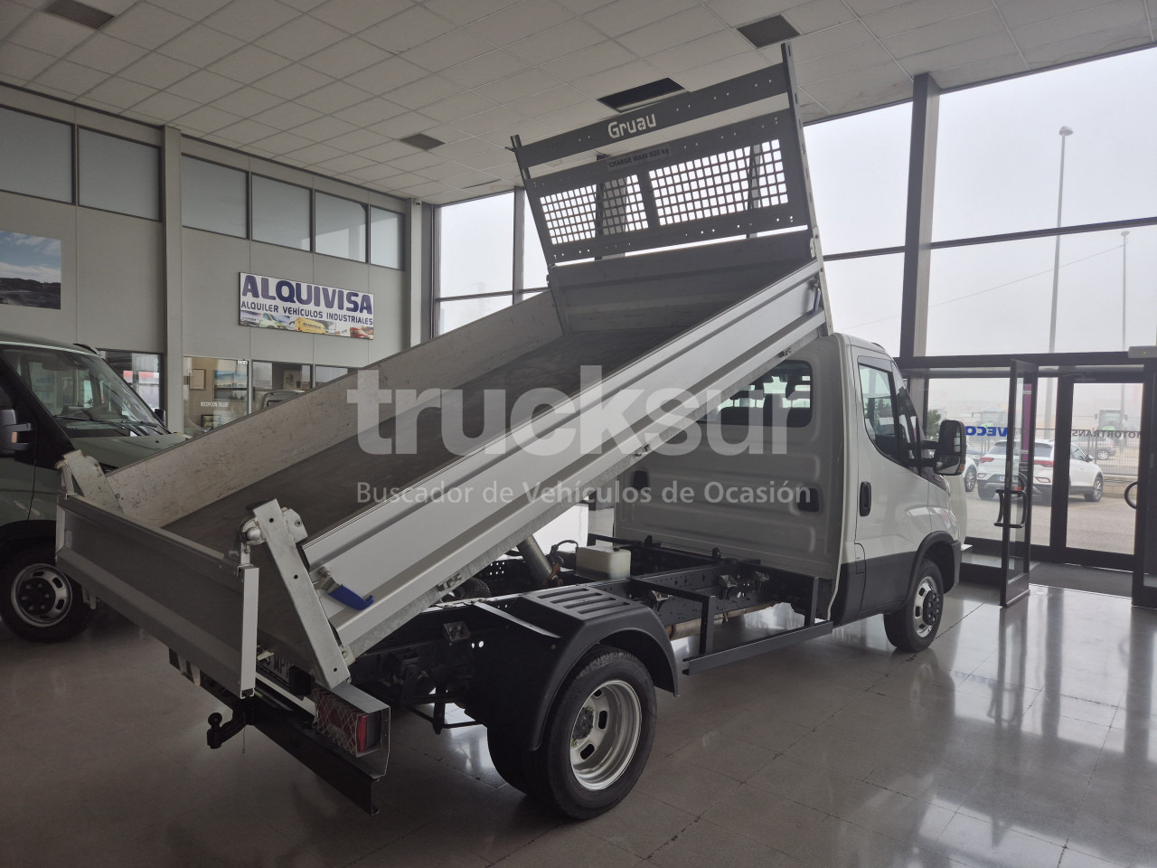 IVECO DAILY 35C14H - Dostavno vozilo istovarivač: slika 4 IVECO DAILY 35C14H - Dostavno vozilo istovarivač: slika 4