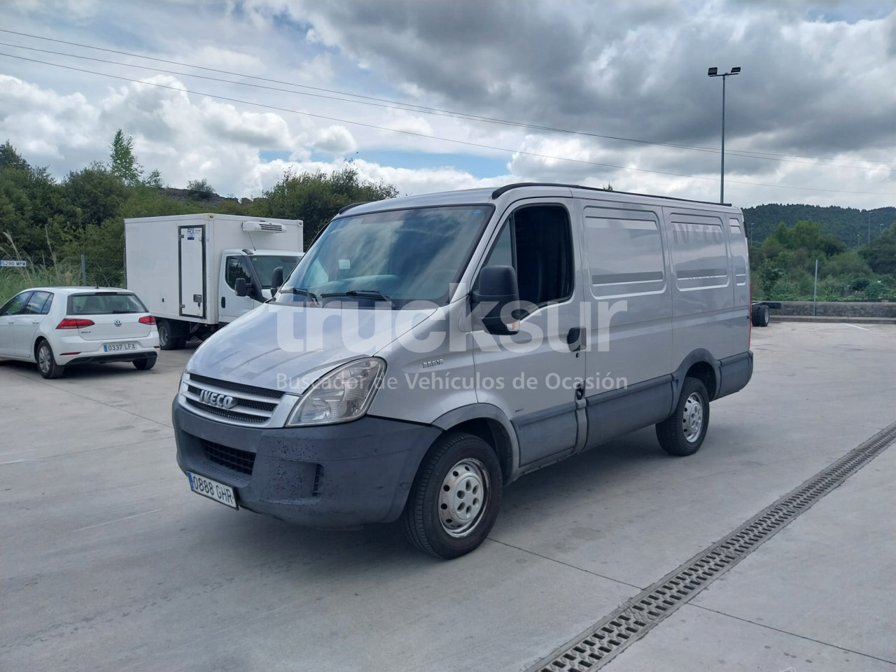 IVECO DAILY 35S12 7M3 - Dostavno vozilo sa zatvorenim sandukom: slika 1 IVECO DAILY 35S12 7M3 - Dostavno vozilo sa zatvorenim sandukom: slika 1