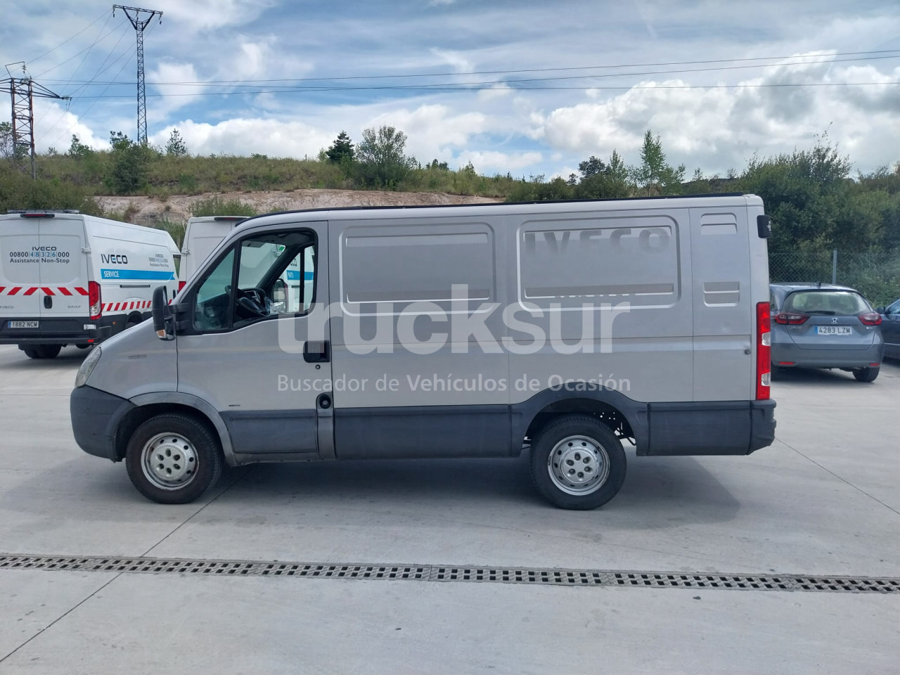 IVECO DAILY 35S12 7M3 - Dostavno vozilo sa zatvorenim sandukom: slika 3 IVECO DAILY 35S12 7M3 - Dostavno vozilo sa zatvorenim sandukom: slika 3