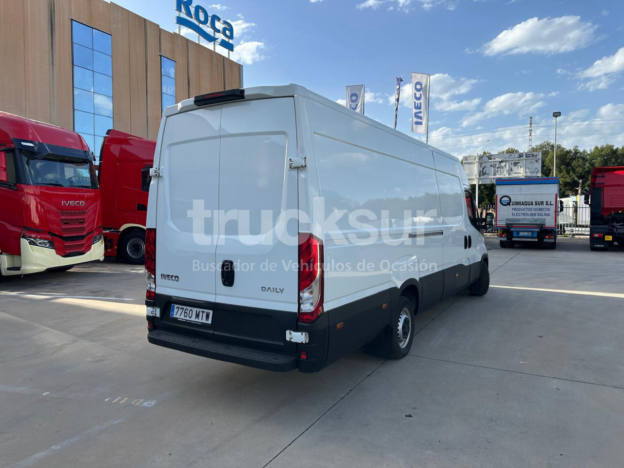 IVECO DAILY 35S16 F 16M3 - Dostavno vozilo sa zatvorenim sandukom: slika 4 IVECO DAILY 35S16 F 16M3 - Dostavno vozilo sa zatvorenim sandukom: slika 4