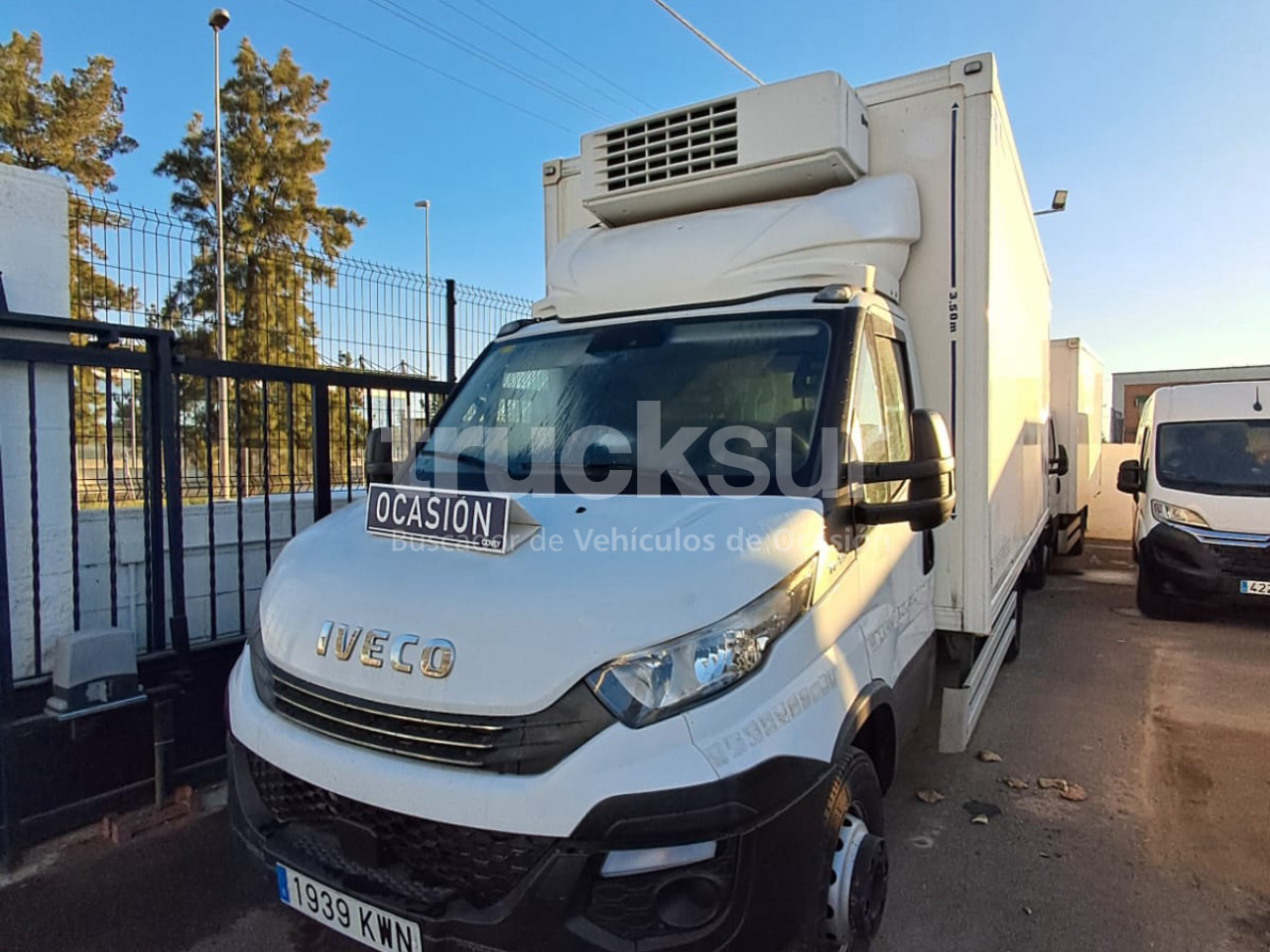 IVECO DAILY 72C18 FRC-X P/E - Kamion sa zatvorenim sandukom: slika 3 IVECO DAILY 72C18 FRC-X P/E - Kamion sa zatvorenim sandukom: slika 3