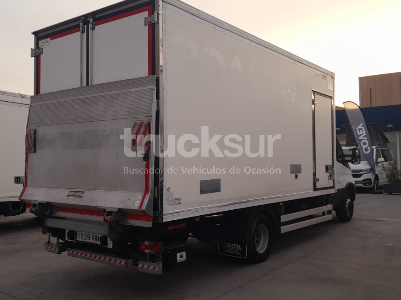 IVECO DAILY 72C18 FRC-X P/E - Kamion sa zatvorenim sandukom: slika 5 IVECO DAILY 72C18 FRC-X P/E - Kamion sa zatvorenim sandukom: slika 5
