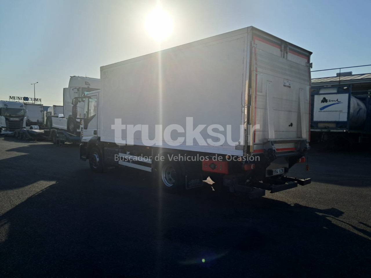 IVECO ML10E22 FRC-X - Kamion sa zatvorenim sandukom: slika 4 IVECO ML10E22 FRC-X - Kamion sa zatvorenim sandukom: slika 4