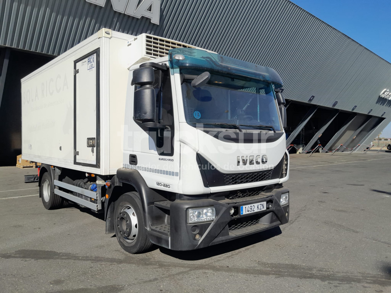IVECO ML120E22 FRC-X - Kamion sa zatvorenim sandukom: slika 1 IVECO ML120E22 FRC-X - Kamion sa zatvorenim sandukom: slika 1