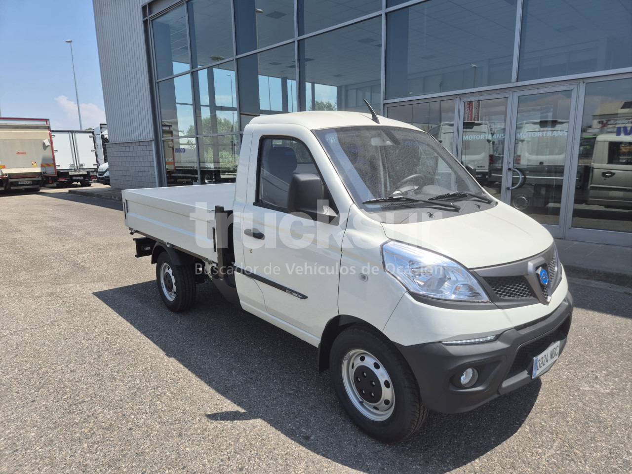 IVECO PIAGGIO PORTER 1.5I LONG RANGE - Dostavno vozilo sa otvorenom sandukom: slika 1 IVECO PIAGGIO PORTER 1.5I LONG RANGE - Dostavno vozilo sa otvorenom sandukom: slika 1