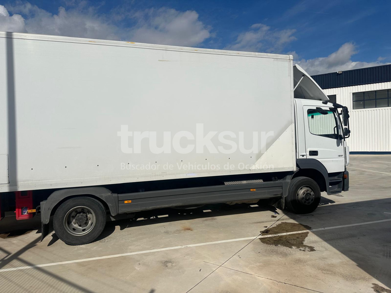 MERCEDES ATEGO - Kamion sa zatvorenim sandukom: slika 3 MERCEDES ATEGO - Kamion sa zatvorenim sandukom: slika 3