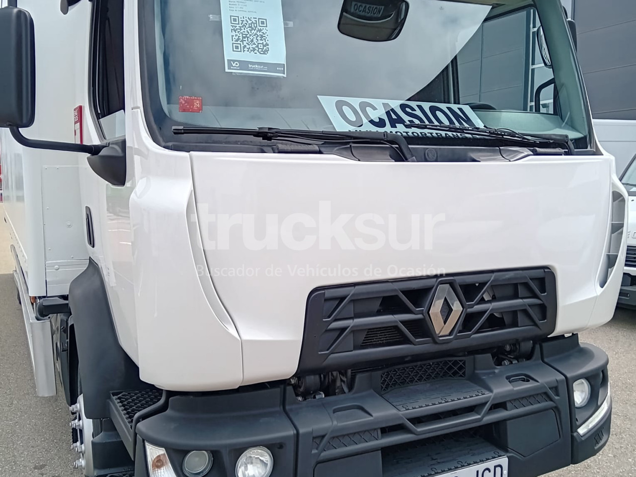 RENAULT D 12.240 - Kamion sa zatvorenim sandukom: slika 2 RENAULT D 12.240 - Kamion sa zatvorenim sandukom: slika 2