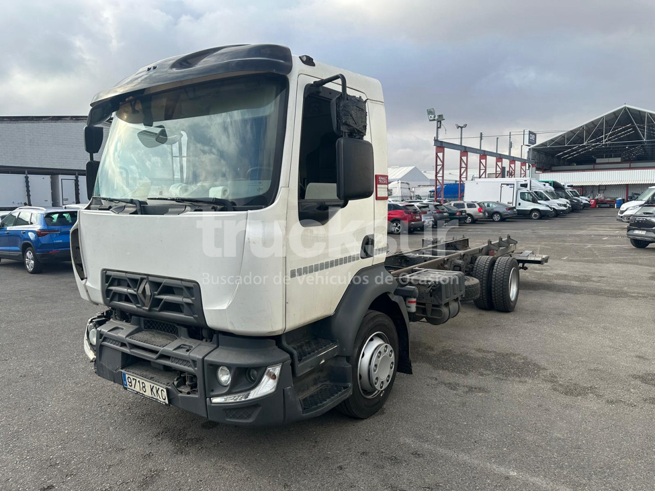 RENAULT D12.210 - Kamion sa golom šasijom i zatvorenom kabinom: slika 1 RENAULT D12.210 - Kamion sa golom šasijom i zatvorenom kabinom: slika 1