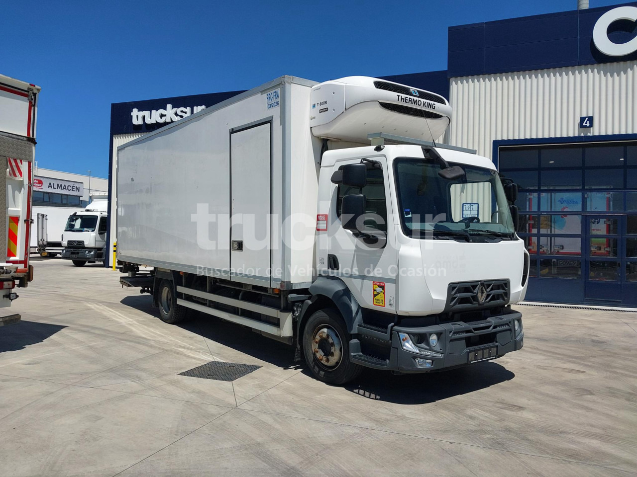 RENAULT D13.240 - Hladnjača: slika 2 RENAULT D13.240 - Hladnjača: slika 2