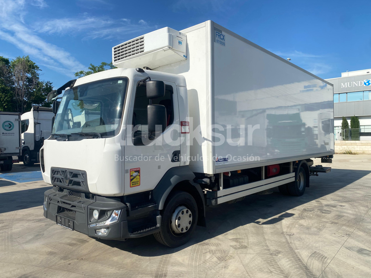 RENAULT D240.13 - Hladnjača: slika 1 RENAULT D240.13 - Hladnjača: slika 1