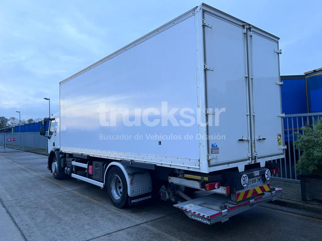 RENAULT D280.18 - Kamion sa zatvorenim sandukom: slika 5 RENAULT D280.18 - Kamion sa zatvorenim sandukom: slika 5