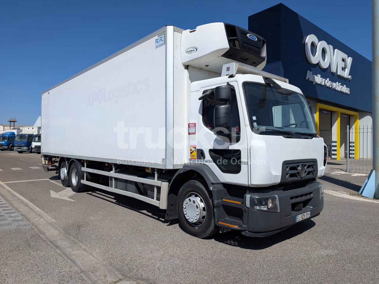 RENAULT D320.26 ejes 6x2*4 - Hladnjača: slika 2 RENAULT D320.26 ejes 6x2*4 - Hladnjača: slika 2