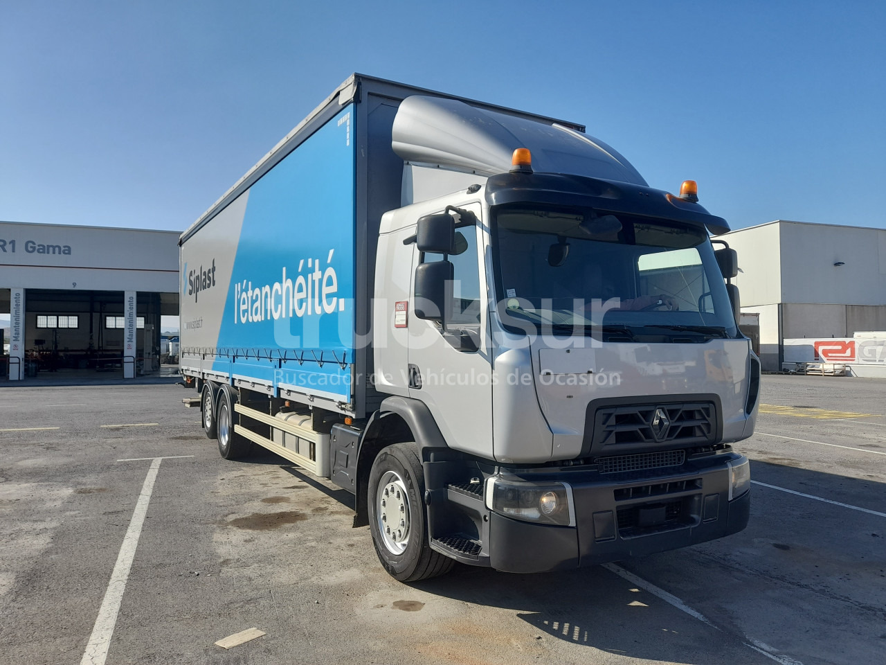 RENAULT D320.26 ejes 6x2*4 - Kamion sa ceradom: slika 1 RENAULT D320.26 ejes 6x2*4 - Kamion sa ceradom: slika 1