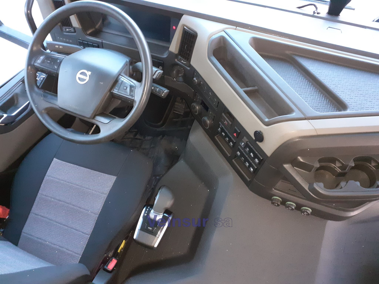 VOLVO FM 4X2 460 - Tegljač: slika 5 VOLVO FM 4X2 460 - Tegljač: slika 5