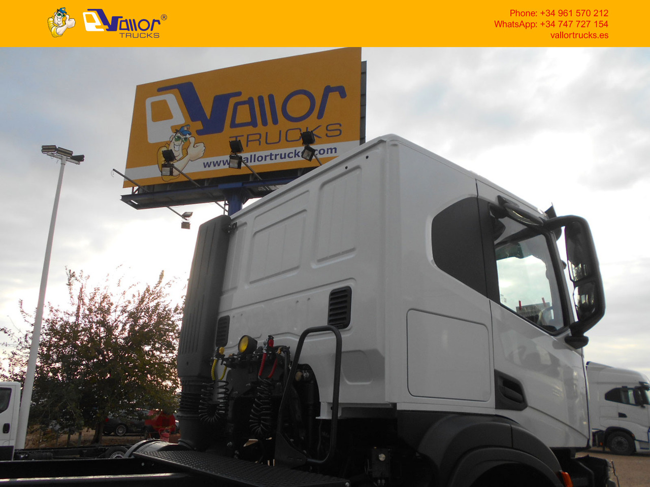 IVECO T-WAY 470 6x4 - - ONLY FOR EXPORT - Tegljač: slika 4 IVECO T-WAY 470 6x4 - - ONLY FOR EXPORT - Tegljač: slika 4