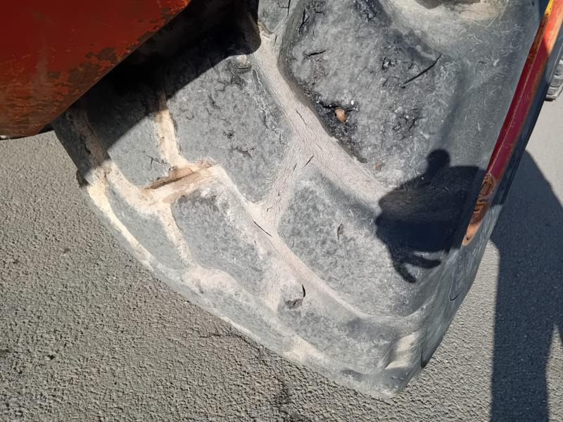 Bell B30D - Zglobni kiper: slika 4 Bell B30D - Zglobni kiper: slika 4