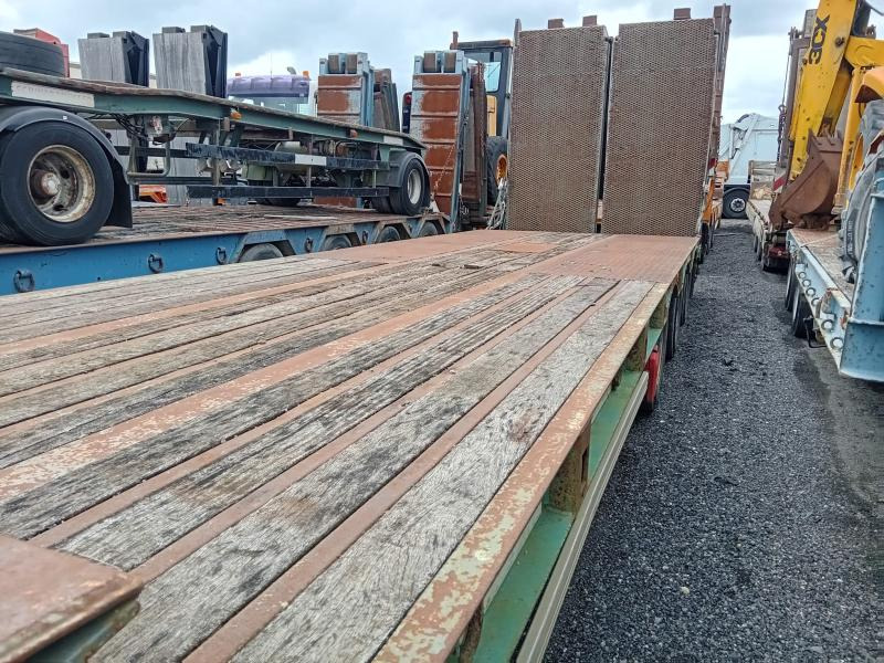 Castera - Niska poluprikolica za prevoz: slika 2 Castera - Niska poluprikolica za prevoz: slika 2