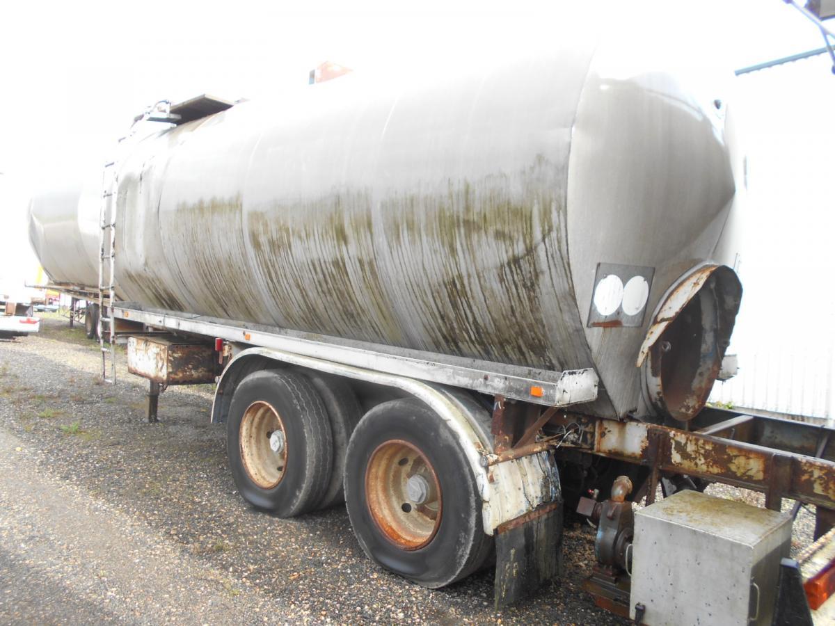 Fruehauf - Poluprikolica cisterna: slika 4 Fruehauf - Poluprikolica cisterna: slika 4