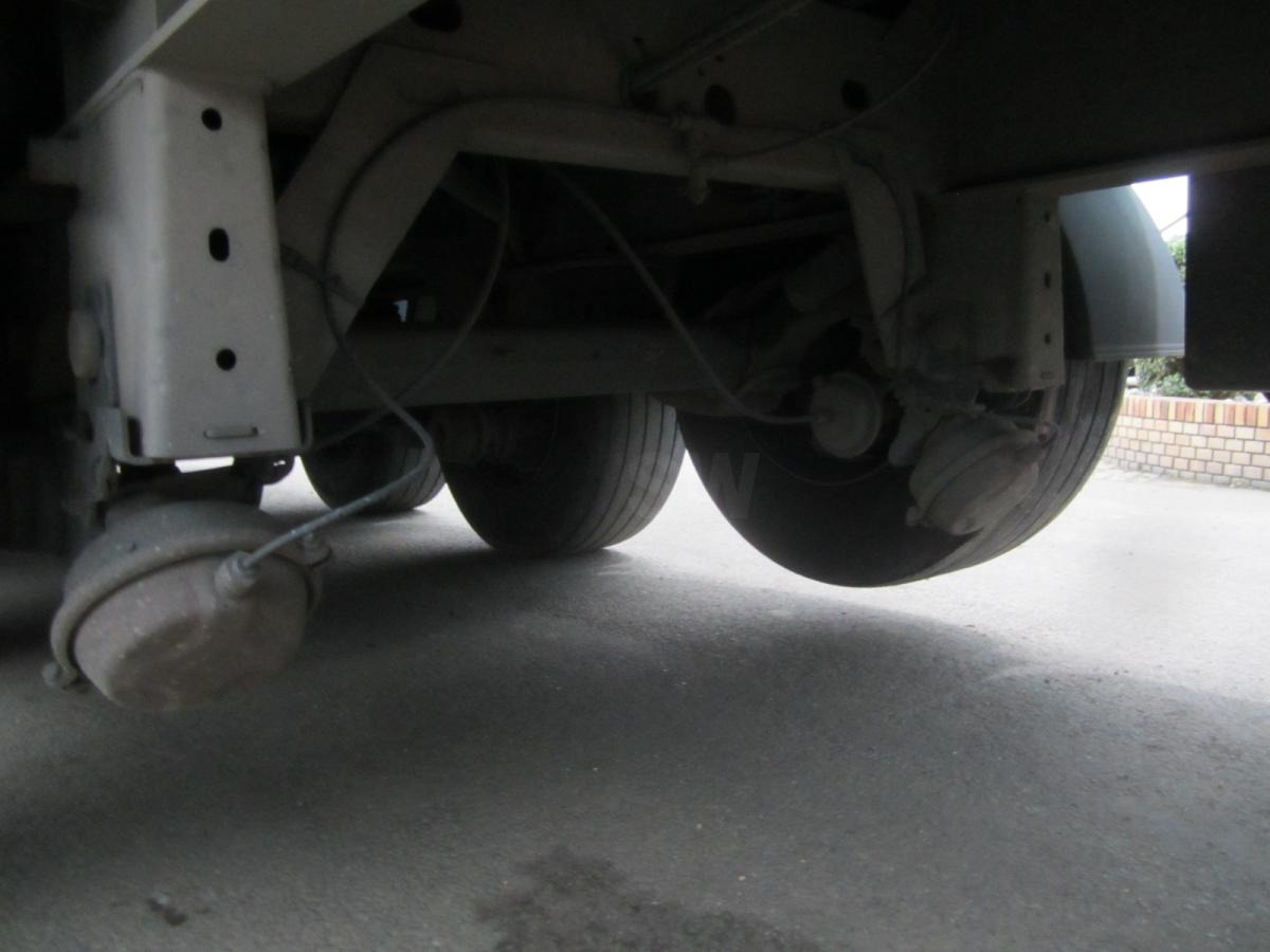 Fruehauf - Poluprikolica sa ceradom: slika 5 Fruehauf - Poluprikolica sa ceradom: slika 5