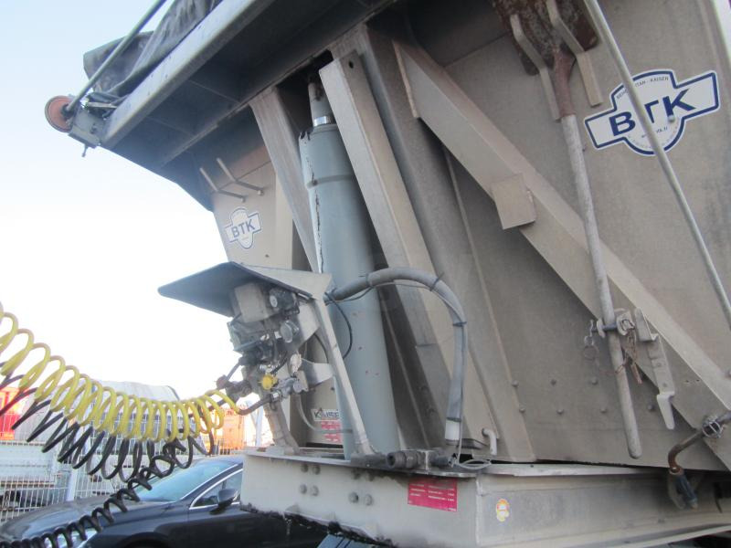 Poluprikolica istovarivača Kaiser: slika 19