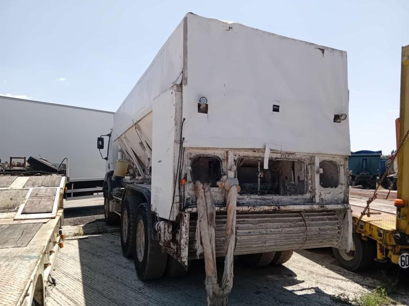 Renault Kerax - Kamion: slika 2 Renault Kerax - Kamion: slika 2