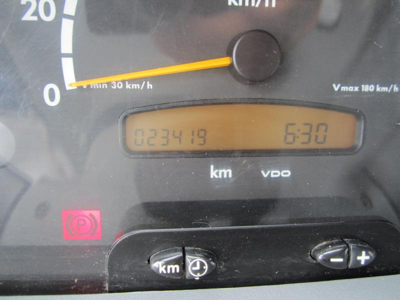 Dostavno vozilo hladnjača Mercedes 308D: slika 8 Dostavno vozilo hladnjača Mercedes 308D: slika 8