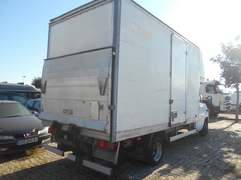 Mercedes 411 - Dostavno vozilo sa zatvorenim sandukom: slika 4 Mercedes 411 - Dostavno vozilo sa zatvorenim sandukom: slika 4