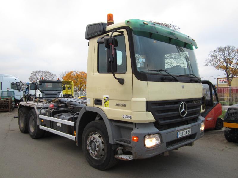 Mercedes Actros 2636 - Kamion sa hidrauličnom kukom: slika 1 Mercedes Actros 2636 - Kamion sa hidrauličnom kukom: slika 1