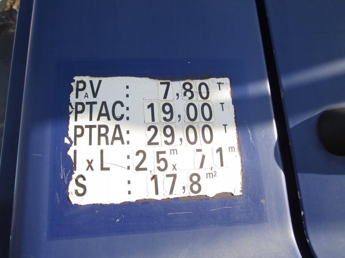 Mercedes Atego 1823 - Kamion sa hidrauličnom kukom: slika 3 Mercedes Atego 1823 - Kamion sa hidrauličnom kukom: slika 3