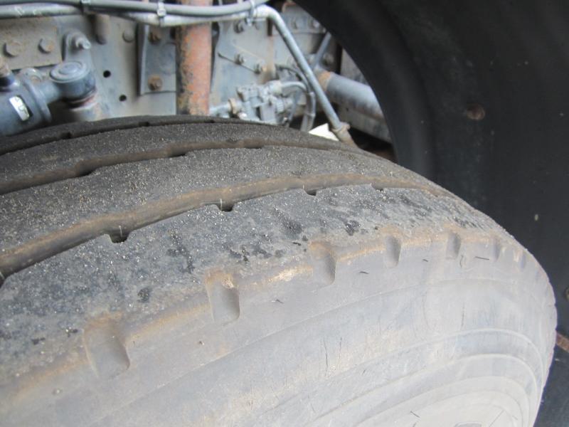Mercedes Axor 3236 - Kamion sa hidrauličnom kukom: slika 4 Mercedes Axor 3236 - Kamion sa hidrauličnom kukom: slika 4
