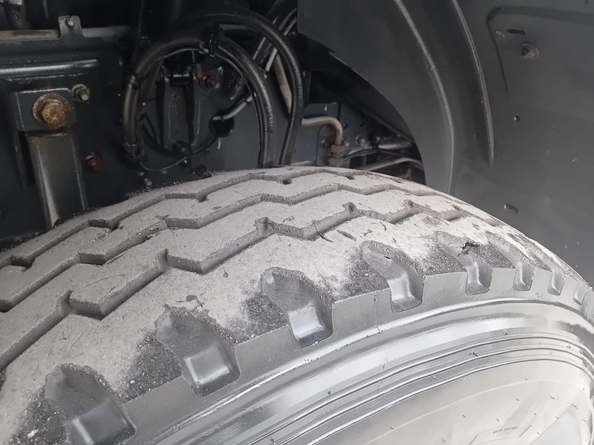 Renault Kerax 430 DXI - Kamion za utovaranje kontejnera: slika 4 Renault Kerax 430 DXI - Kamion za utovaranje kontejnera: slika 4