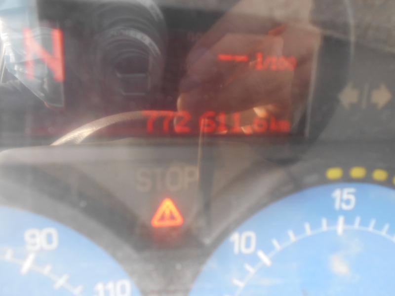 Kamion sa golom šasijom i zatvorenom kabinom Renault Premium 270 DCI: slika 8