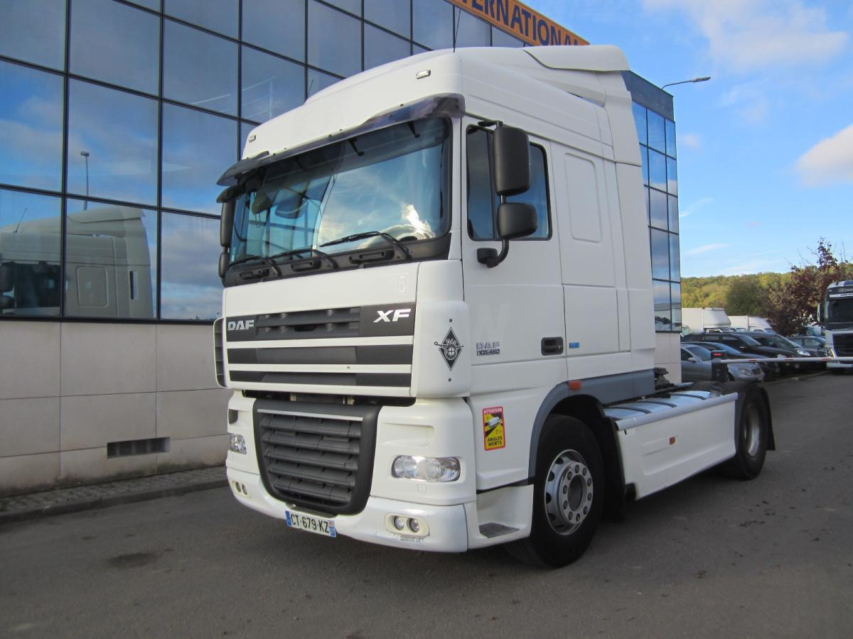 DAF XF105 460 - Tegljač: slika 1 DAF XF105 460 - Tegljač: slika 1