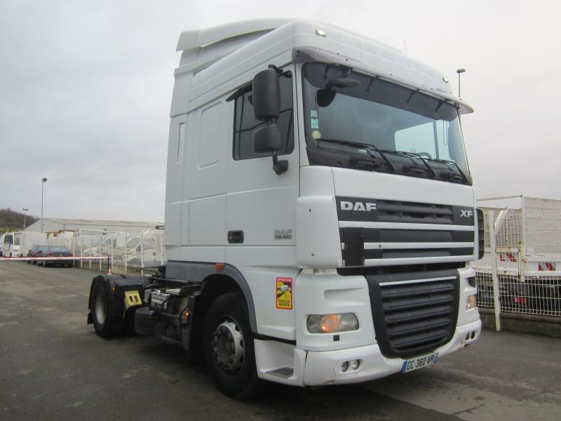 DAF XF105 460 - Tegljač: slika 1 DAF XF105 460 - Tegljač: slika 1