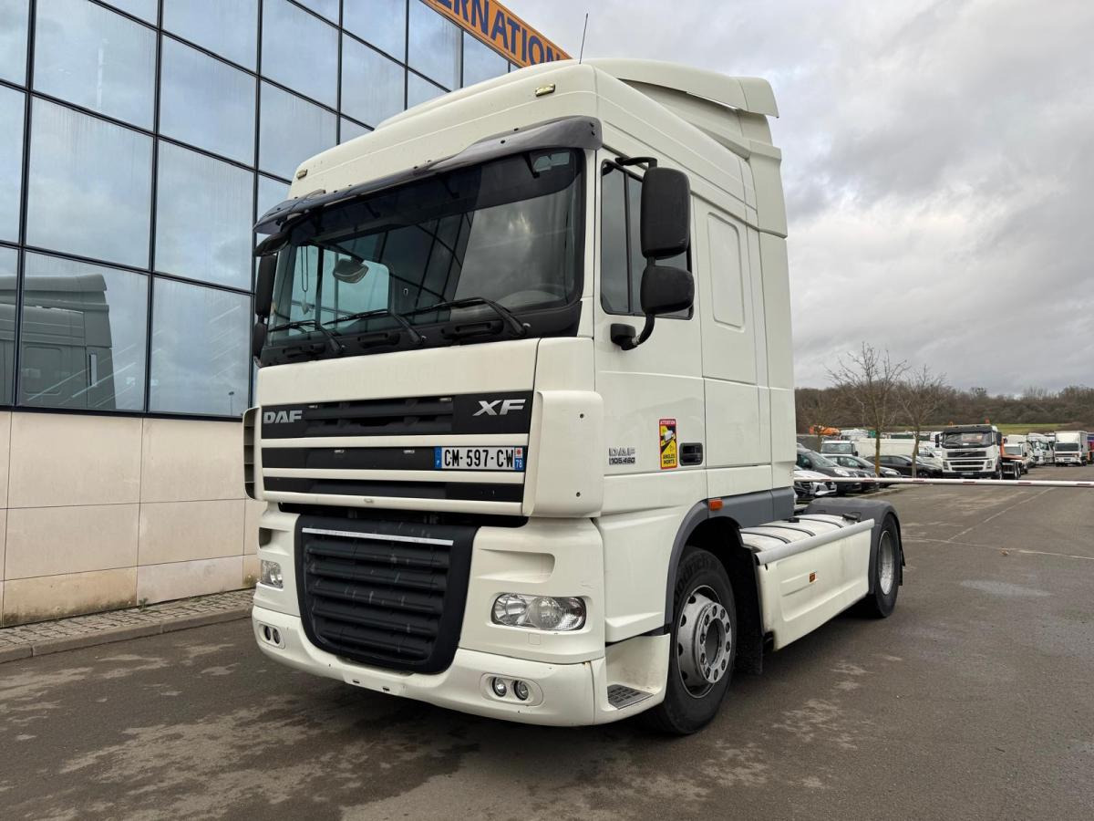 DAF XF105 460 - Tegljač: slika 1 DAF XF105 460 - Tegljač: slika 1