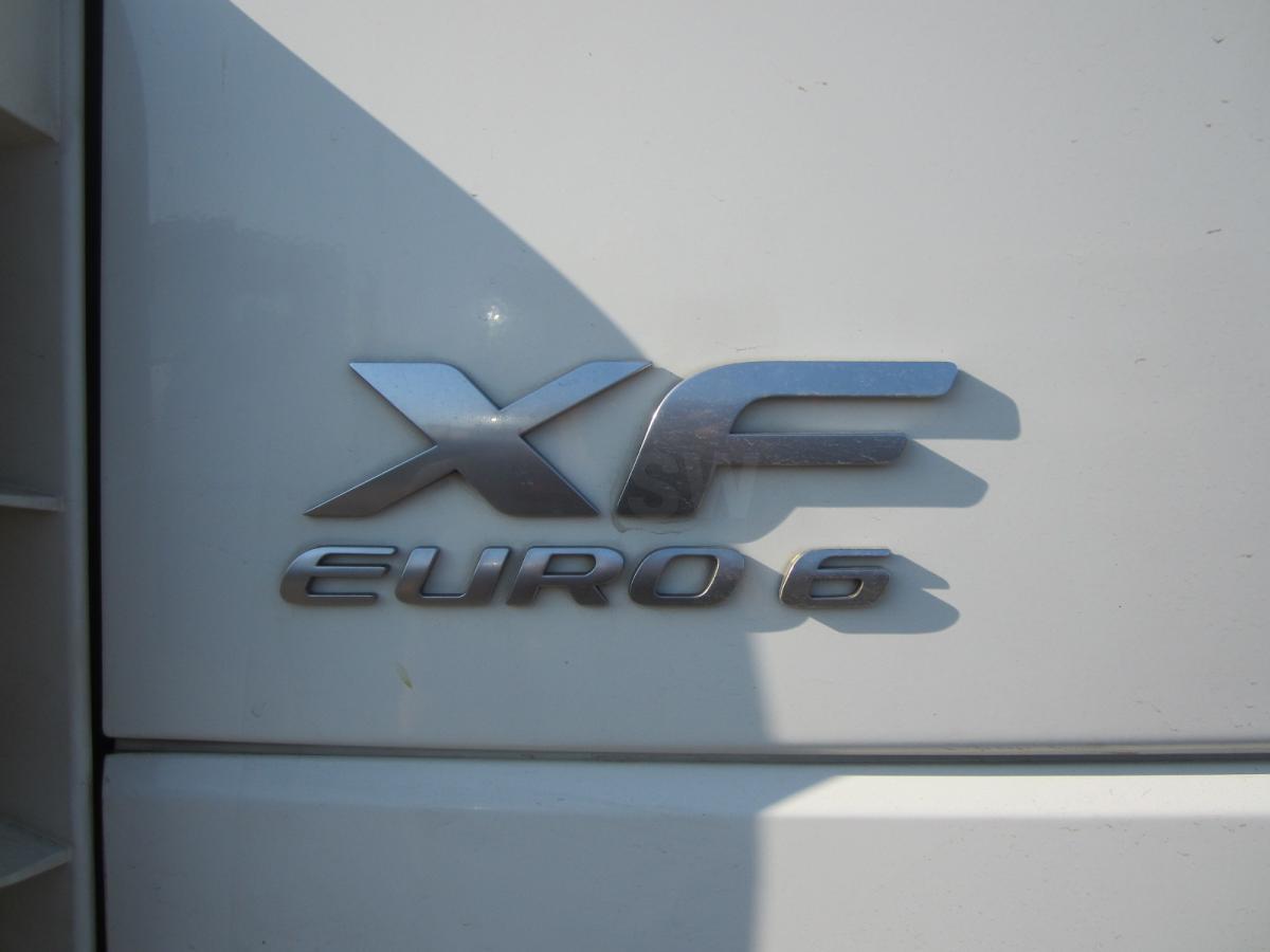 DAF XF105 460 - Tegljač: slika 2 DAF XF105 460 - Tegljač: slika 2