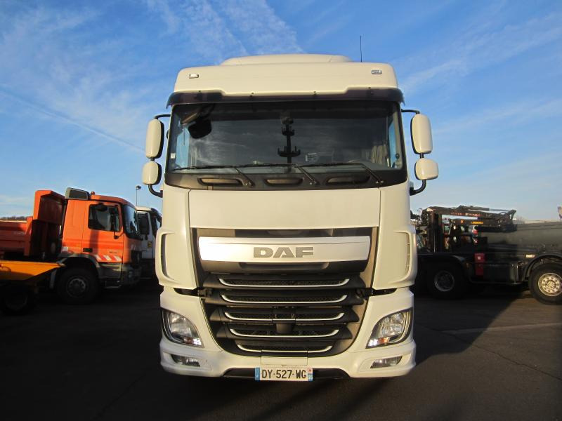 DAF XF105 460 - Tegljač: slika 2 DAF XF105 460 - Tegljač: slika 2